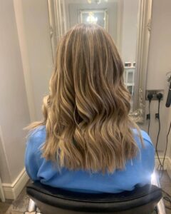Salon Twenty 2 3
