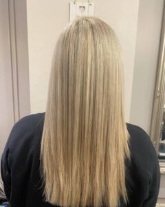 Salon twenty 2 4