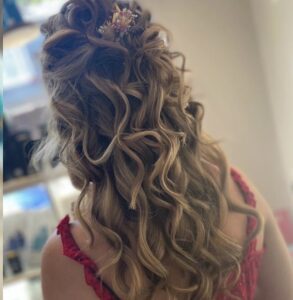 Salon Twenty 2 6