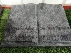 Kneeland Memorials 13