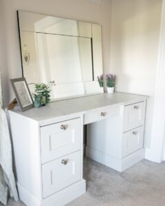 Fine Fitted Furnishings 11